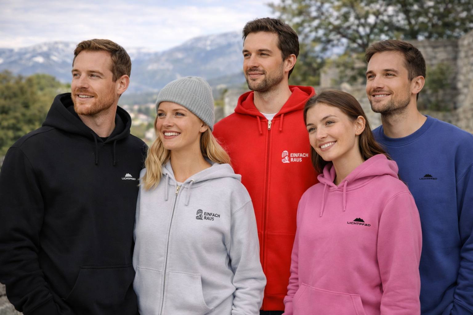 Hoodies & Sweatshirts